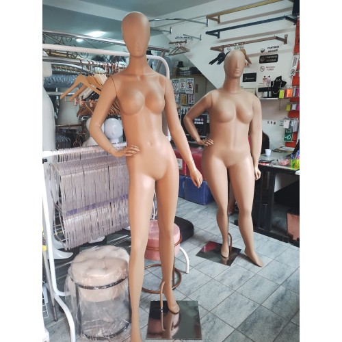 Manequim Feminino de Fibra de Vidro 